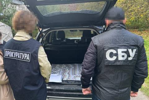 Львів'янин за 15 тисяч доларів обіцяв військовозобов'язаному допомогти уникнути мобілізації