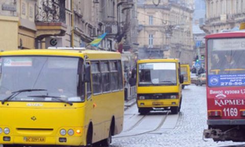 ДАІ виявила понад 320 технічно несправних пасажирських автобусів на Львівщині