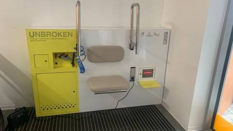 У Львові запрацювала перша в Україні станція для ремонту крісел колісних