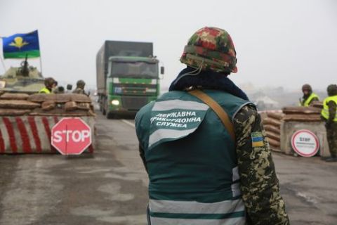 Прикордонники на вогневих позиціях забезпечені бронежилетами та касками, – Держприкордонслужба