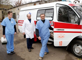 На львівській фан-зоні працюватиме 3 бригади медиків