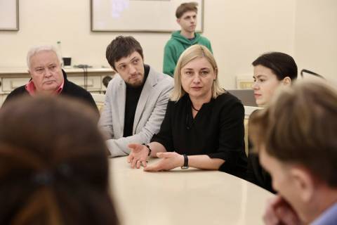 Головна фінансистка Львова у грудні отримала понад 100 тисяч гривень премії