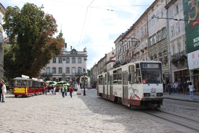 До Дня Незалежності львівський електротранспорт курсуватиме до 24 години