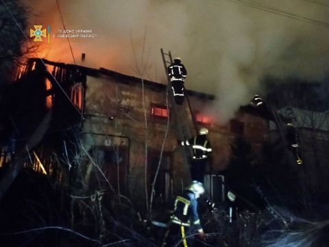 У Дрогобичі через пожежу в будинку померли двоє людей