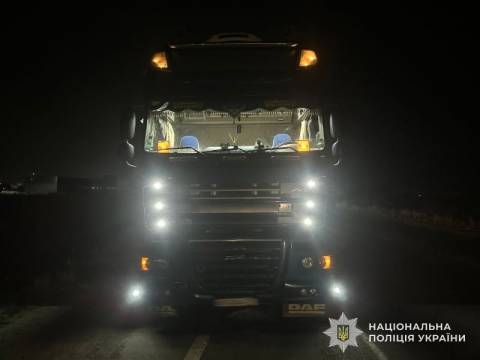 Поблизу Львова водій вантажівки на смерть збив пішохідку