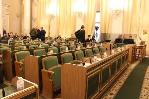 Міністр Безгін закликав місцеву владу утримуватися від заяв, які можуть зашкодити зовнішній політиці України
