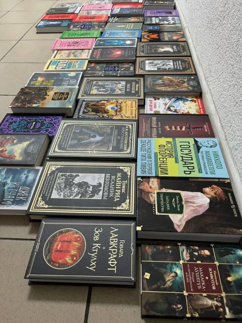 У Краківці виявили партію російських книг
