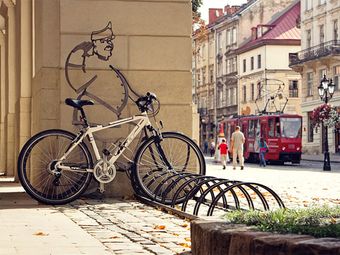 Більшість львів’ян, які мають велосипеди, готові їздити ними по місту (опитування)