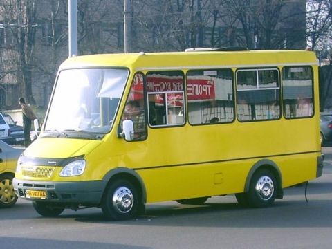 У Львові боротимуться із приміським транспортом