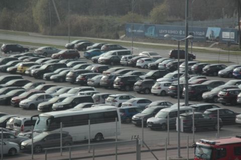 У Львові продажі нових авто впали на 45%
