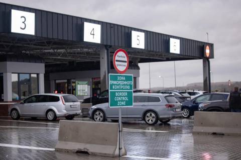 На кордоні з Польщею – черги з 10 авто