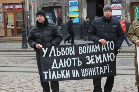 Священик Лагіш більше не очолює Львівський центр учасників АТО