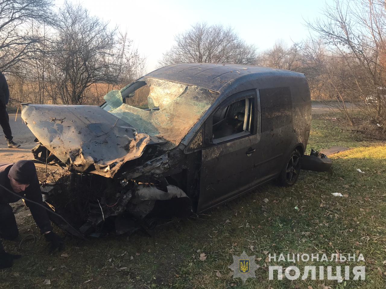 На Жовківщині авто з п'яним водієм та пасажирами злетіло з моста у річку