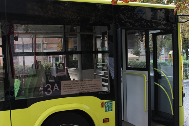 До King Cross Leopolis запустили низькопідлогові автобуси