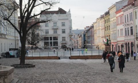 У Львові цього року Різдвяний ярмарок та ковзанку облаштують біля ТРЦ Victoria Gardens