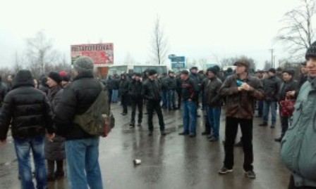 Шахтарі Червонограда продовжують страйкувати