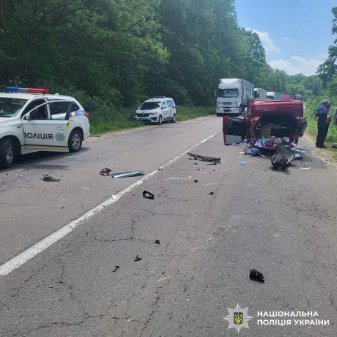 Поблизу Трускавця у ДТП постраждали троє людей