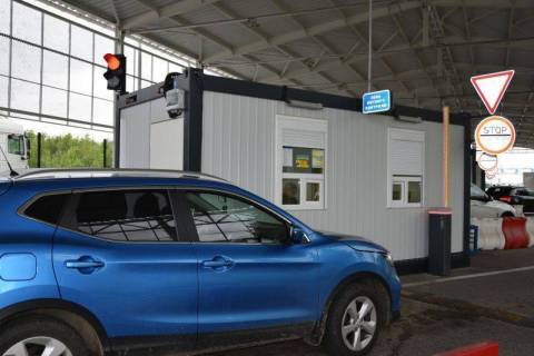 На кордоні з Польщею – черги з 60 авто