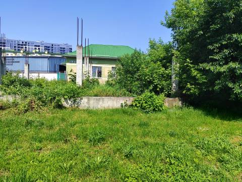 Ділянку з недобудовою на Зеленій планують продати за понад два мільйони гривень