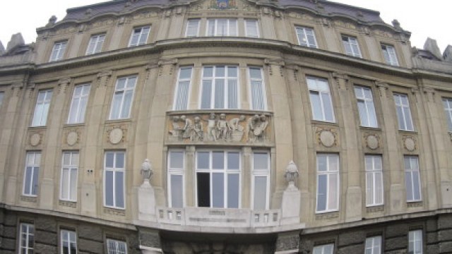 На Львівщині шахрайка за вкрадені гроші придбала квартиру