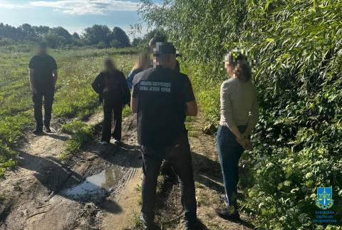 Мешканка Самбірщині шпигувала за військовими аеродромами на Львівщині