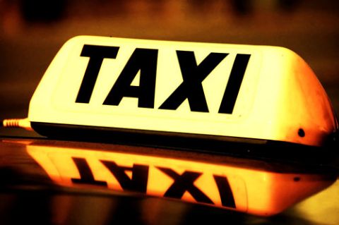 У Львові тривають рейди з виявлення нелегальних таксистів