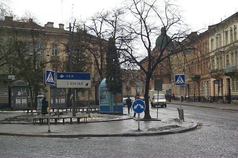 Через колектор у Львові ремонтуватимуть площу Франка