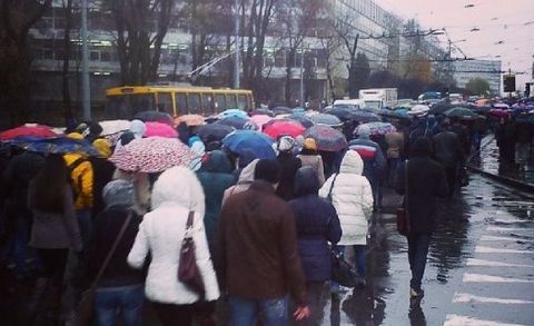 Центр Львова перекритий через студентську ходу