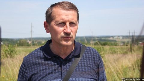 Мер Дрогобича їздить на трьох автівках