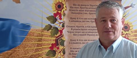 Олег Микитин: «Мій
телефон є на сайті»
