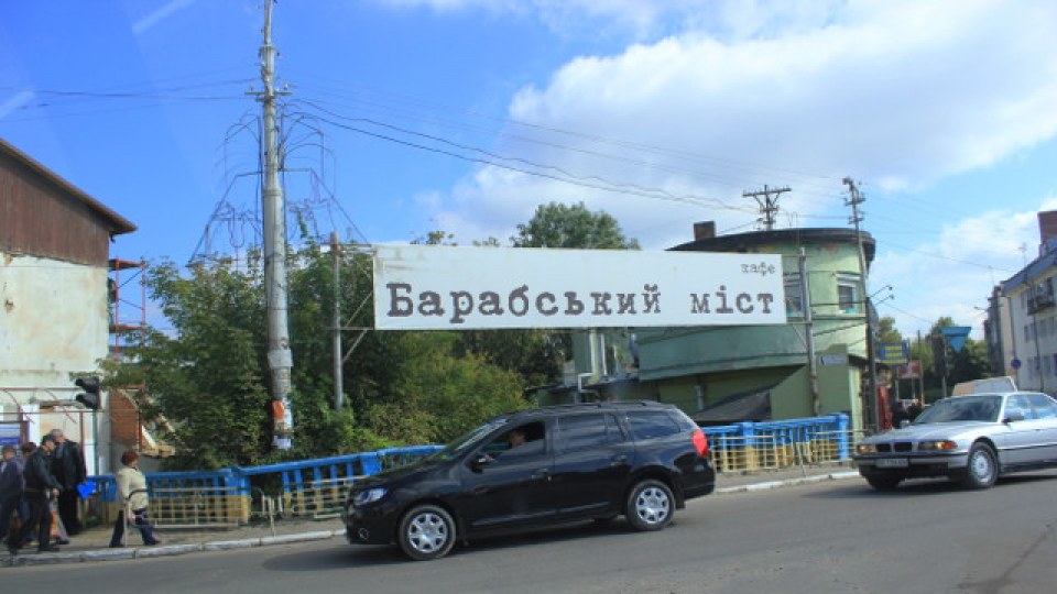 На Львівщині зіткнулися дві іномарки: постраждав один із водіїв