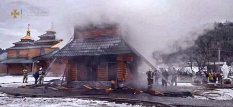 Дерев'яна дзвіниця бойківської церкви горіла на Стрийщині