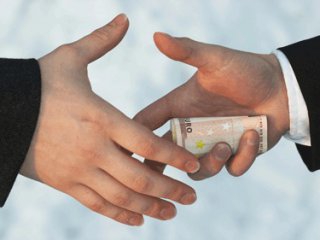 Інспектор праці Львівщини спійманий на отриманні 500 дол. хабара