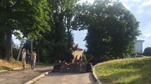 Конфлікт на Варшавській. Де шукати істину?