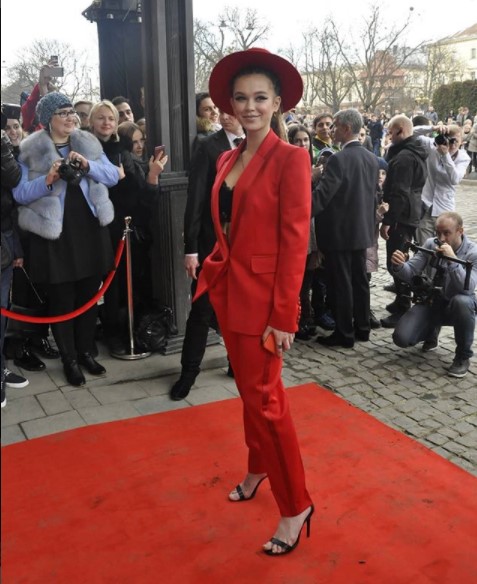 фото з Instagram-сторінок:  dzidzio, m_yaremchuk, zlata.ognevich, onufriv