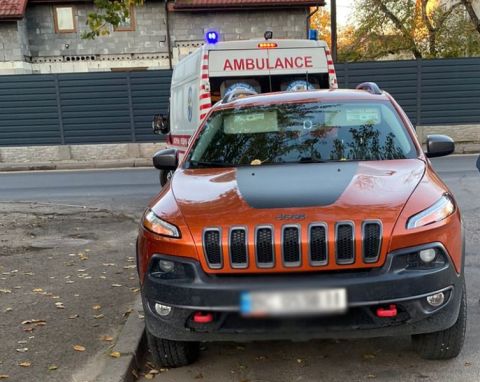 У Самборі водій Jeep Cherokee збив велосипедиста