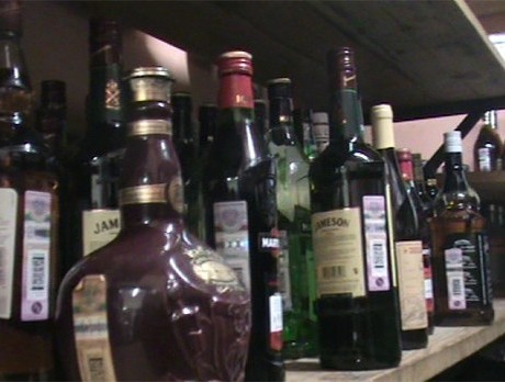 Львів’янку впіймали на незаконній торгівлі італійським алкоголем