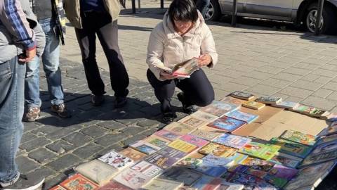 У Львові посилили вимоги до продавців на книжковому ринку біля пам’ятника Федоровичу