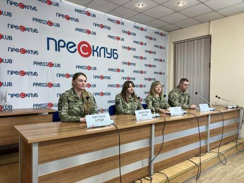 Прикордонники попередили про збільшення пасажиропотоку на кордоні з Польщею