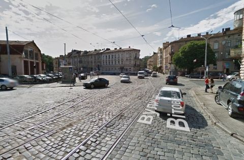Львів'яни пропонують облаштувати кільця на двох проблемних перехрестях Львова