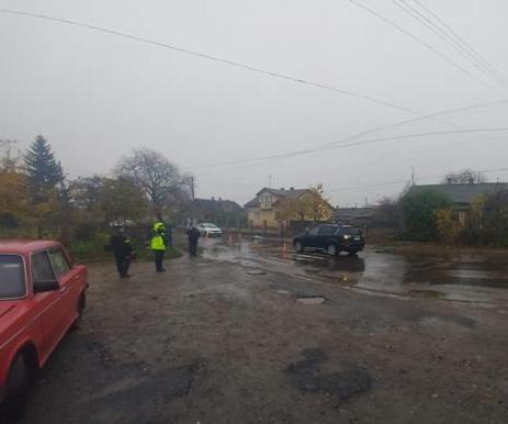 У Червоноградському районі в ДТП загинула жінка