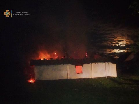 На Львівщині у пожежі загинула людина