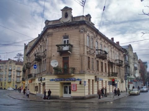 Вулицю Рутковича у Львові закриють для транспорту