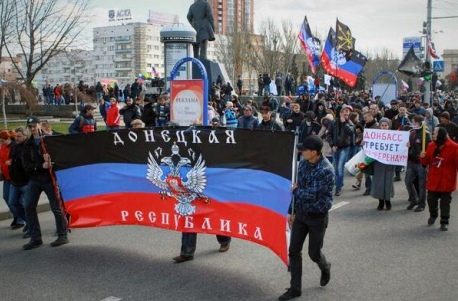 У Донецьку та Луганську сепаратисти не збираються переносити референдуми