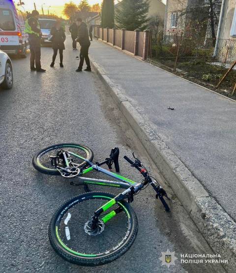 На Львівщині за добу у ДТП постраждали двоє велосипедистів