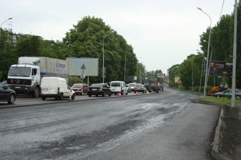 Вулицю Липинського у Львові ремонтують по гарантії