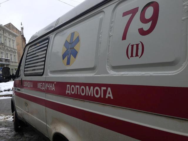 На Львівщині в ДТП постраждали двоє пасажирів авто