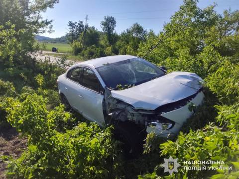 На Львівщині внаслідок ДТП зайнялось авто Daewoo Lanos: є постраждалі