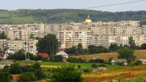 У Новому Роздолі шахрай виманив у жінки гроші за нібито повернення її загубленого телефону