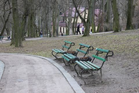 У Львові в цю суботу відбудеться весняні прибирання у двох парках